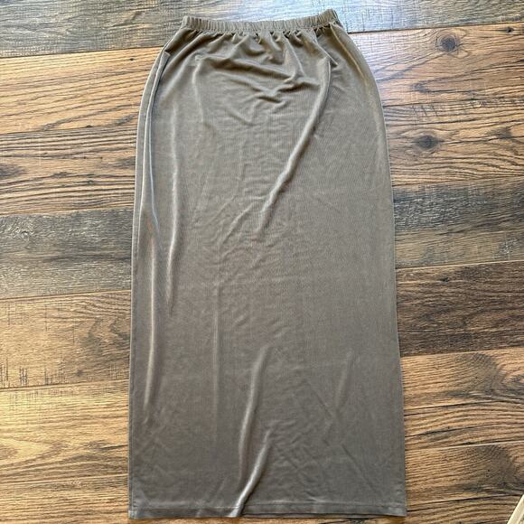 Vintage Chico’s Private Edition Leopard Print Top & Taupe Maxi Skirt Set Size 1 - Picture 4 of 11